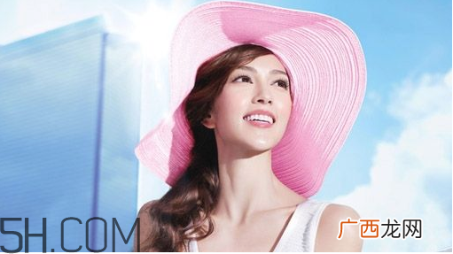 安耐晒各种颜色瓶子的区别？防晒霜可以直接涂在脸上吗？