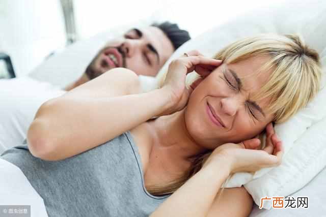 晚上磨牙是怎么回事？磨牙是5种原因导致的