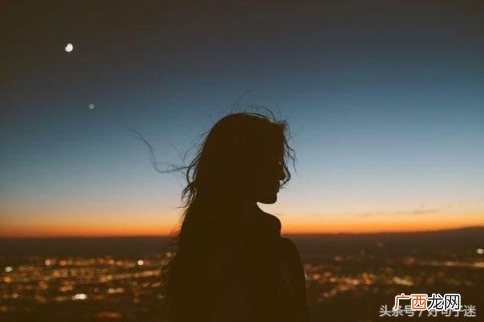 喜欢一个人到放弃的伤感句子 喜欢一个人伤感的句子