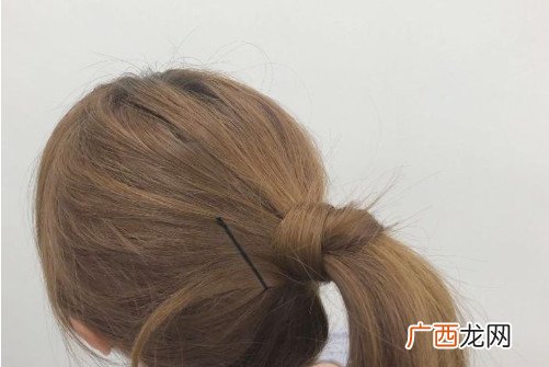怎么绑马尾紧实不松散
