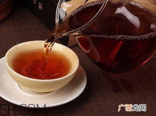 服用哪些药物前后不能喝酒？为什么不能用茶叶水服药