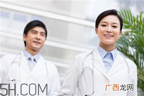 脂肪肝能吃鱼吗？脂肪肝能喝红酒吗？