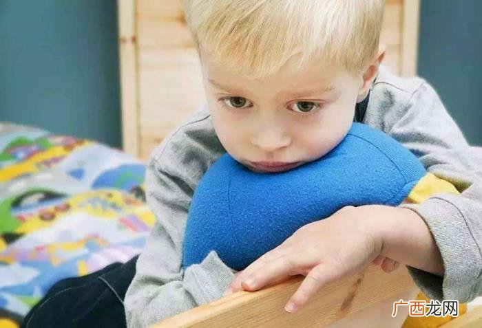 父母离婚会给娃带来四大伤害 离婚共同抚养孩子后患