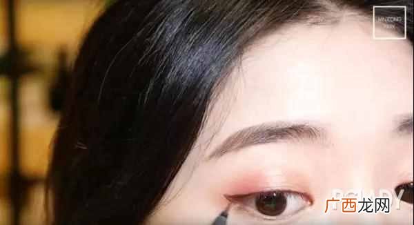 无辜眼妆怎么画？美妆达人教你新手教程（简单