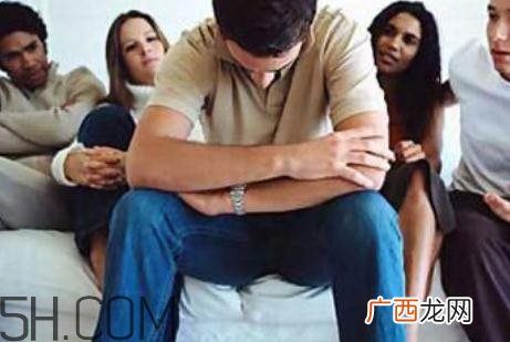 睾丸炎是什么引起的？睾丸炎吃什么消炎药？
