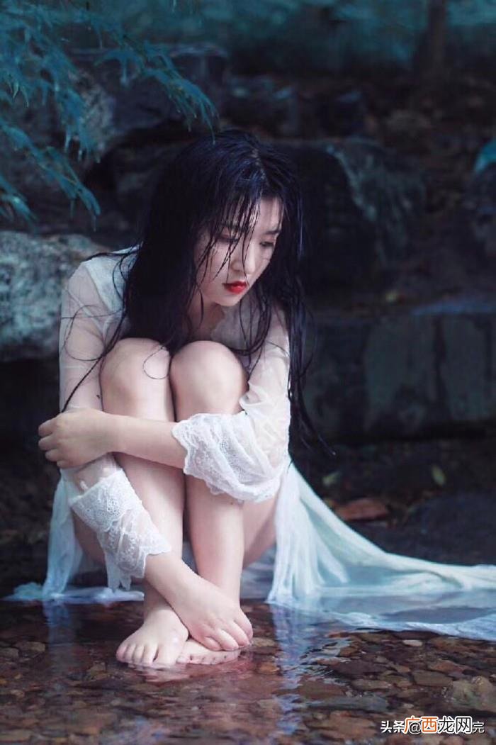 世间所有暗恋里的心酸与无奈 一个人暗恋的心酸语录
