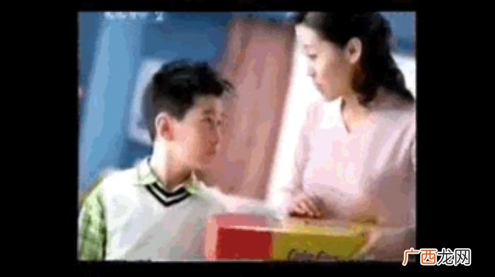 陈星旭好高,看陈星旭小时候拍的高乐高和背背佳广告