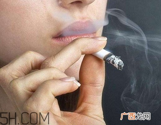 经常吸二手烟吃什么好？怎样减少二手烟的吸入