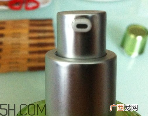 百雀羚乳液怎么打开？百雀羚乳液瓶盖怎么开