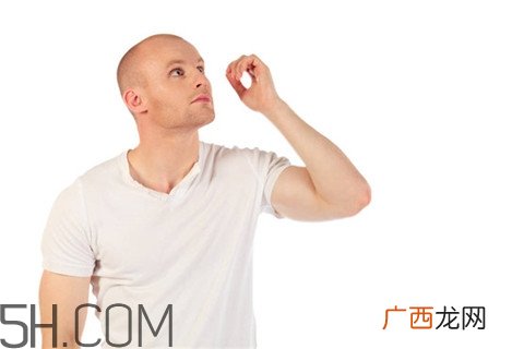 荨麻疹会引起发烧吗？荨麻疹会长到脸上吗？