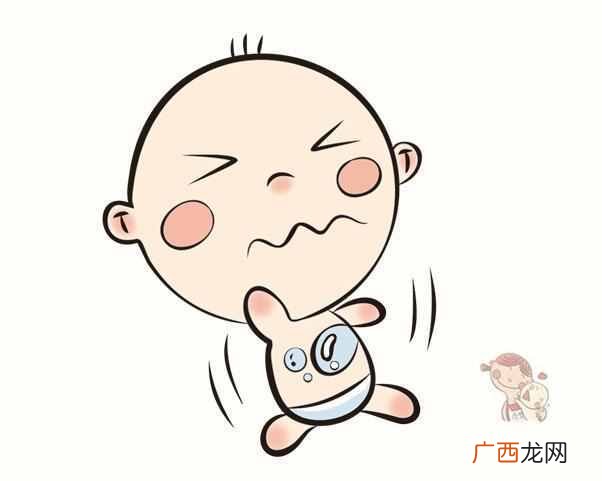 新生儿吐奶怎么回事？教你几个管用的方法，宝