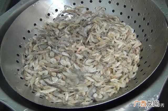 河虾怎么做好吃？大厨教你家常又美味的河虾，