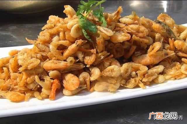 河虾怎么做好吃？大厨教你家常又美味的河虾，