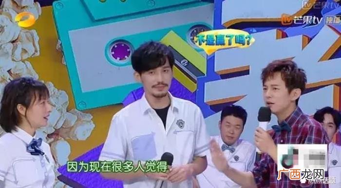 和朱一龙做，谁注意到白宇下意识和朱一龙做了什么