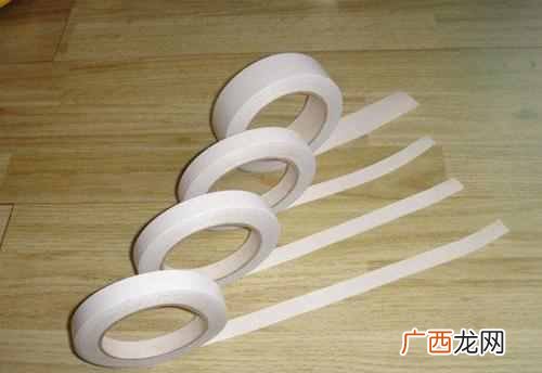 泡沫双面胶怎么去除痕迹（小窍门帮你快速去除
