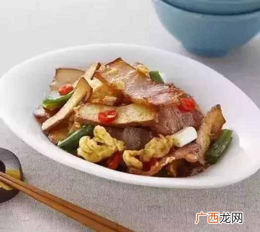 炒菜腊肉怎么做好吃又简单（15中腊肉的家常做法