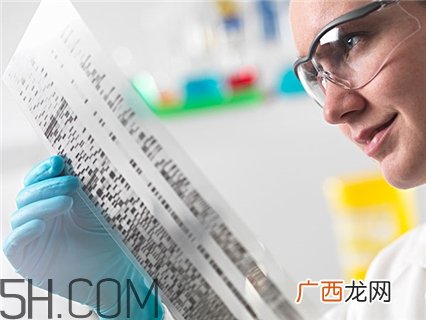 牙周炎可以矫正牙齿吗？牙周炎可以用冲牙器吗？