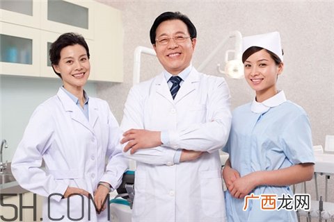 牙周炎能喝酒吗？牙周炎能抽烟吗？