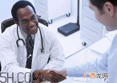 前列腺增生会psa高吗？前列腺增生会引起肾积水吗？
