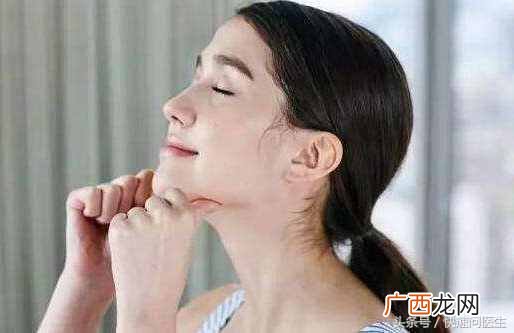 几个简单的动作让你瘦下来 怎么瘦下巴