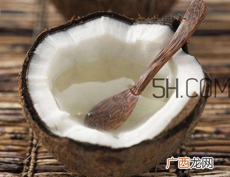 椰子有什么美容功效_女人用椰子有什么好处
