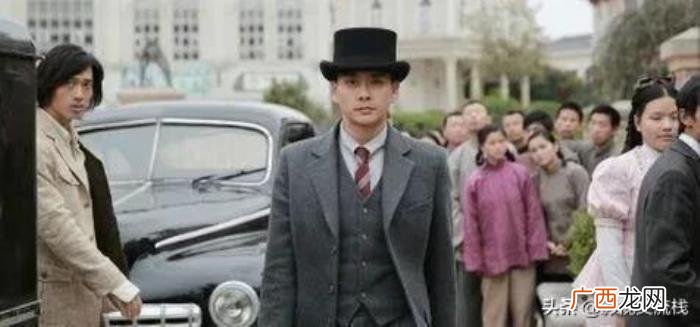 杨烁主演的现代电视剧，介绍两部由杨烁、黄宗泽分别主演的悬疑侦破剧