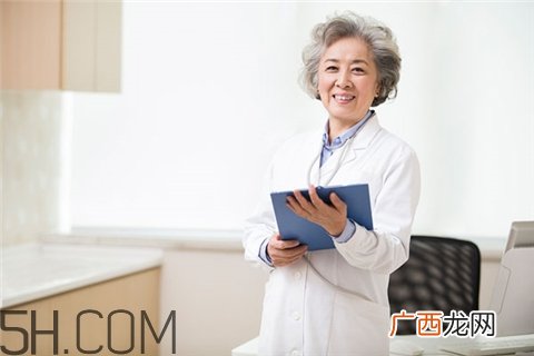 骨折多久可以走路？骨折多长时间可以下床活动？