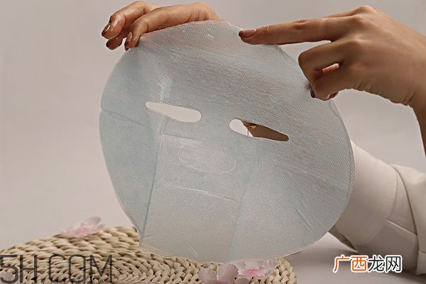 敷眼膜后可以敷面膜吗 用完眼膜可以用面膜吗