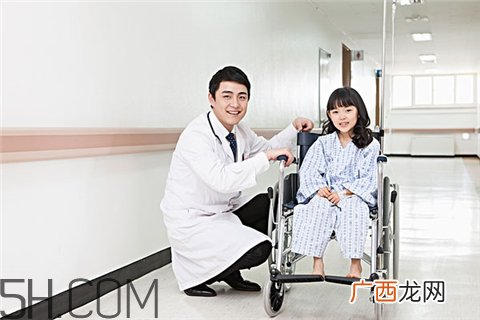 抑郁症能上班吗？抑郁症对工作的影响？