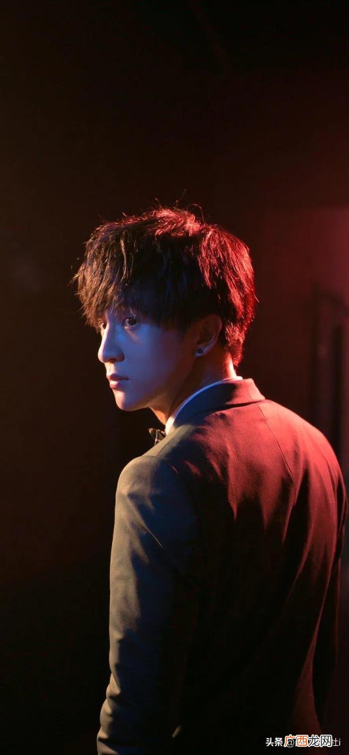 薛之谦电脑壁纸高清全屏，薛之谦高清壁纸