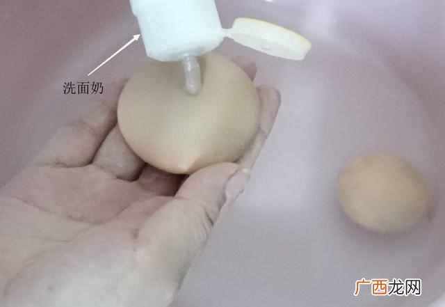 粉扑怎么清洗，粉扑清洗技巧！