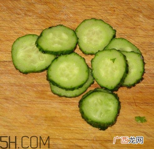 畸形果蔬营养价值更高？畸形果蔬是什么原因引起的？