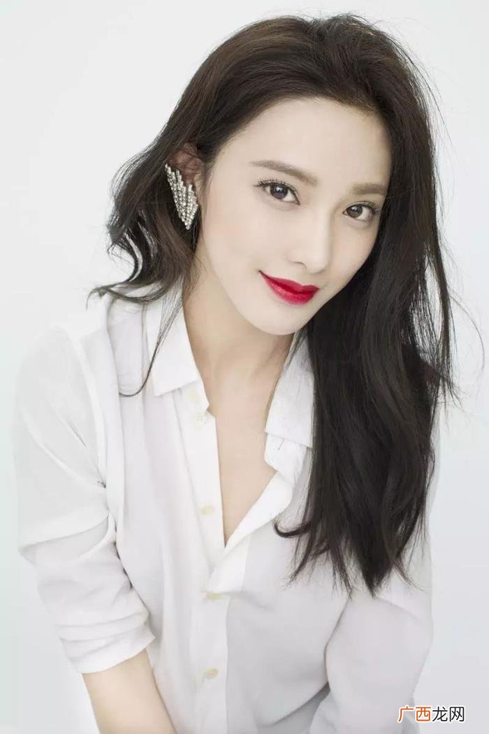 新生代小花，盘一盘那些2019经常上热搜的新生代小花