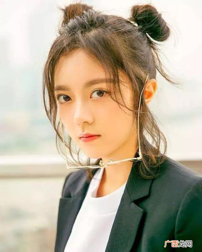 新生代小花，盘一盘那些2019经常上热搜的新生代小花