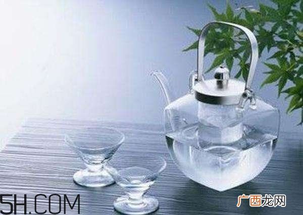 喝水有哪些禁忌？哪些水是不能喝的？