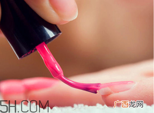 过期的指甲油还能用吗？卸指甲油的小妙招