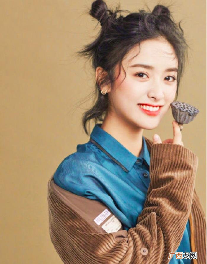 周洁琼脖子短，周洁琼脖子粗