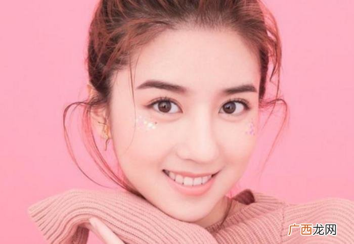 分手后女友想复合的表现，女人如果有这3个表现