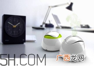 加湿器可以一直开着吗？冬天开空调可以开加湿器吗？