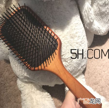 aveda梳子怎么清洗？aveda梳子是哪国的？