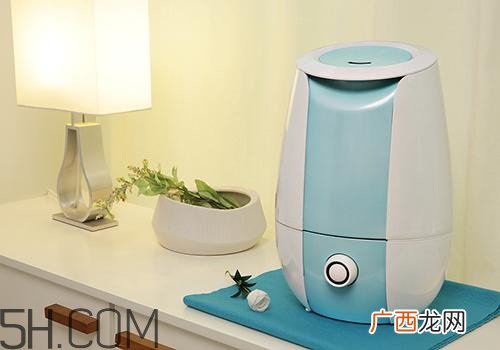 冬天用加湿器用什么水？加湿器上的水垢用什么清洗？