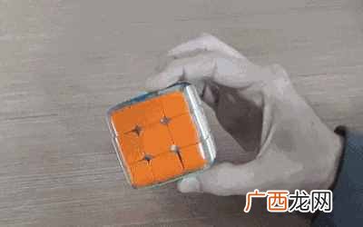 魔方怎么玩，教你玩魔方技巧！