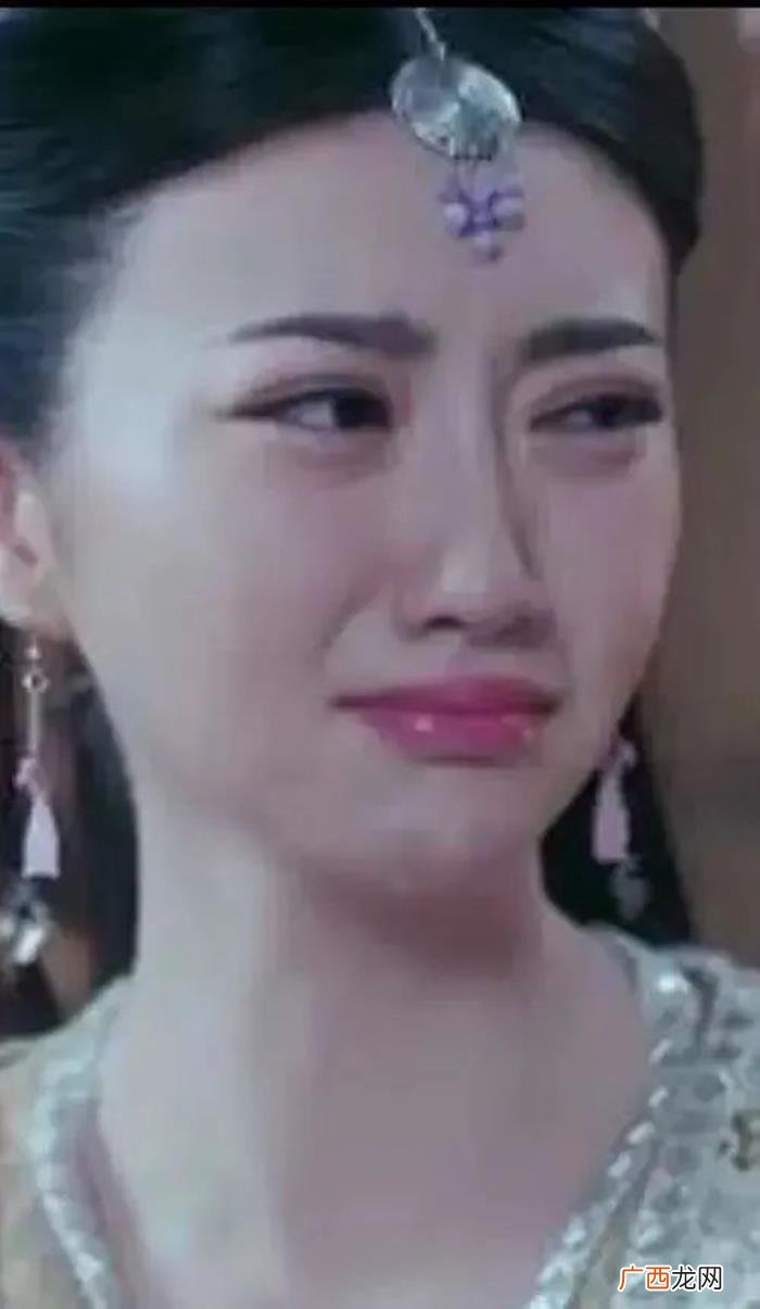 景甜没有以前好看了，这是好看还是不好看
