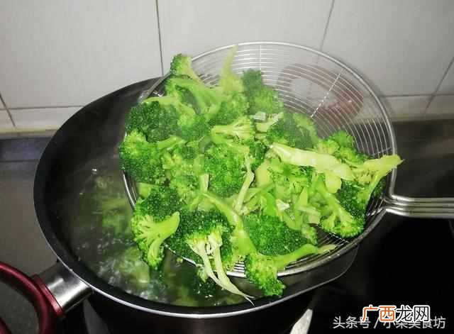 西兰花怎么做好吃，家常做法推荐！