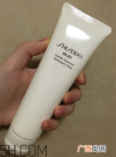 资生堂新漾美肌洁面膏怎么用_产品测评