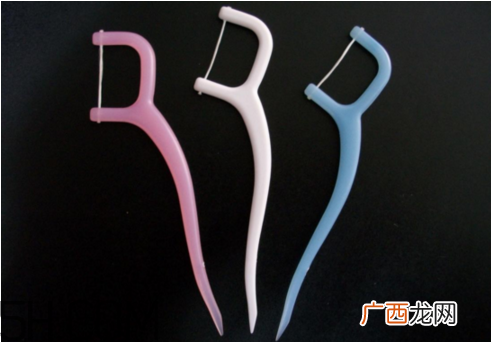 怎么用牙线？预防牙齿黄的方法
