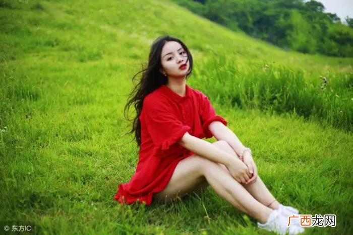 感动女孩子的暖心话，让女生感动流泪的话