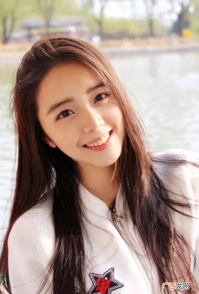 感动女孩子的暖心话，让女生感动流泪的话