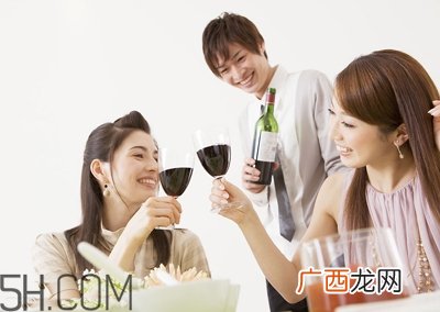 压力大的晚上吃得多怎么办？吃得多对身体有什么不好的吗？