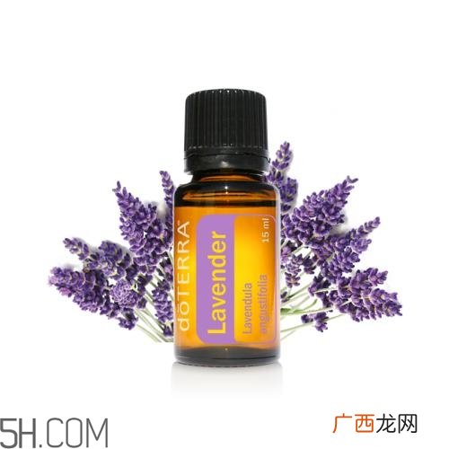 薰衣草精油泡脚的好处？薰衣草精油泡脚的方法？
